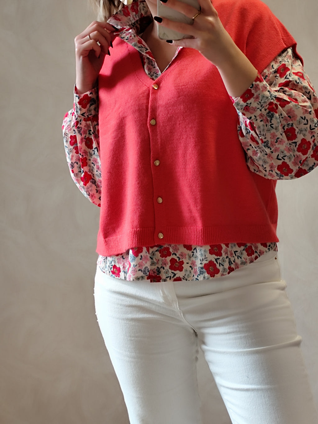 Chemise fleurs rouges