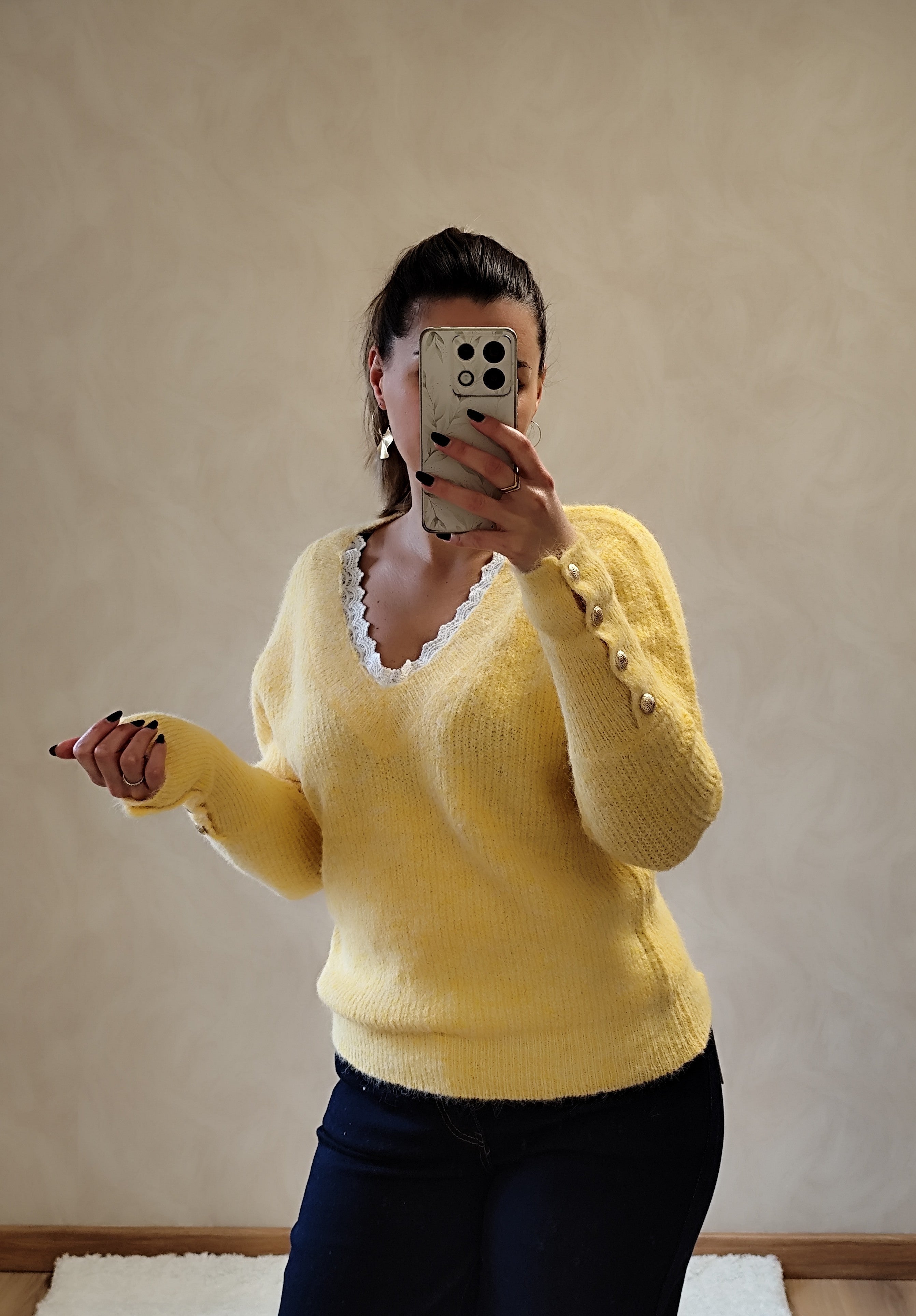 Pull Jaune
