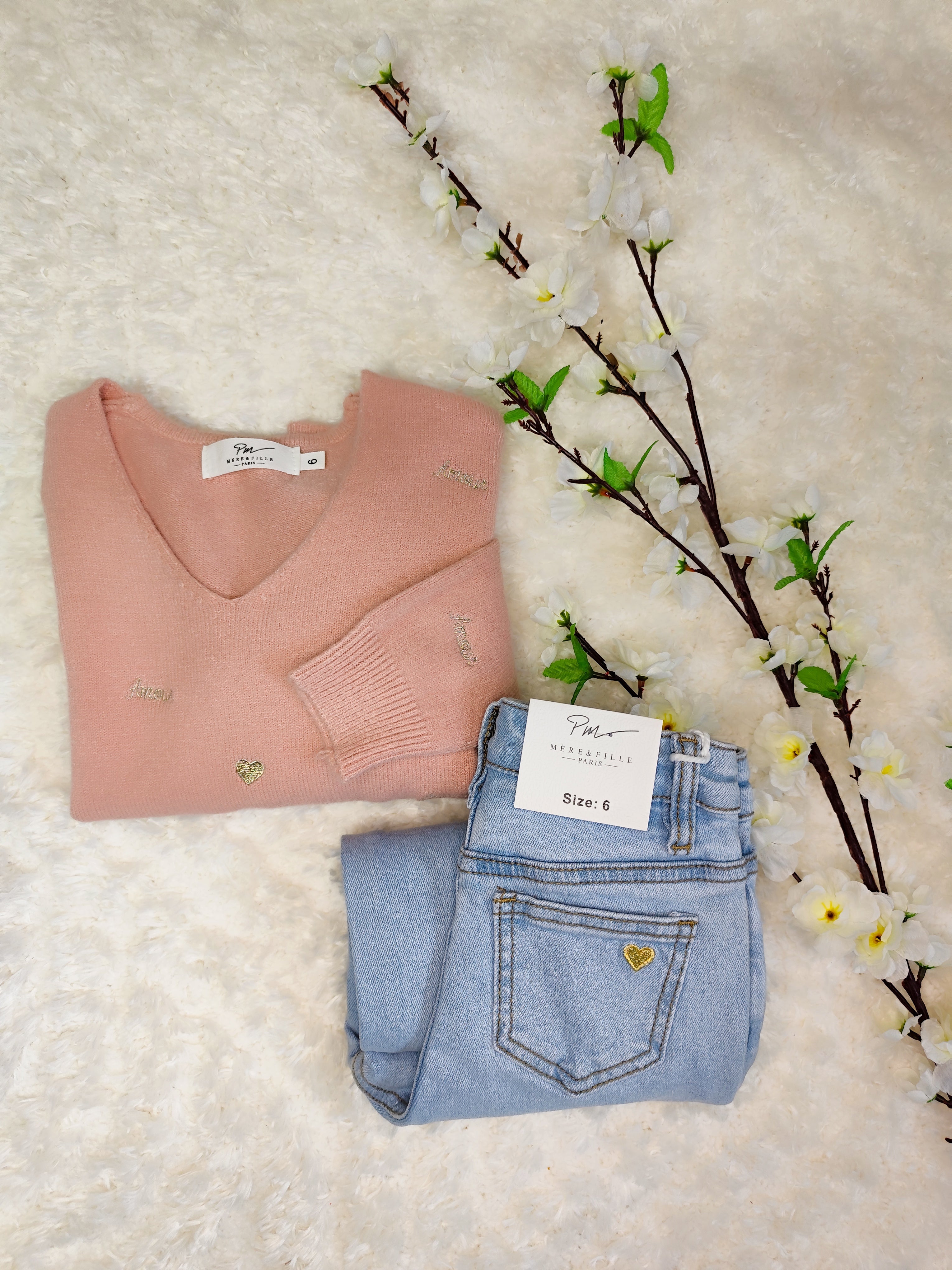 Pull rose amour enfant
