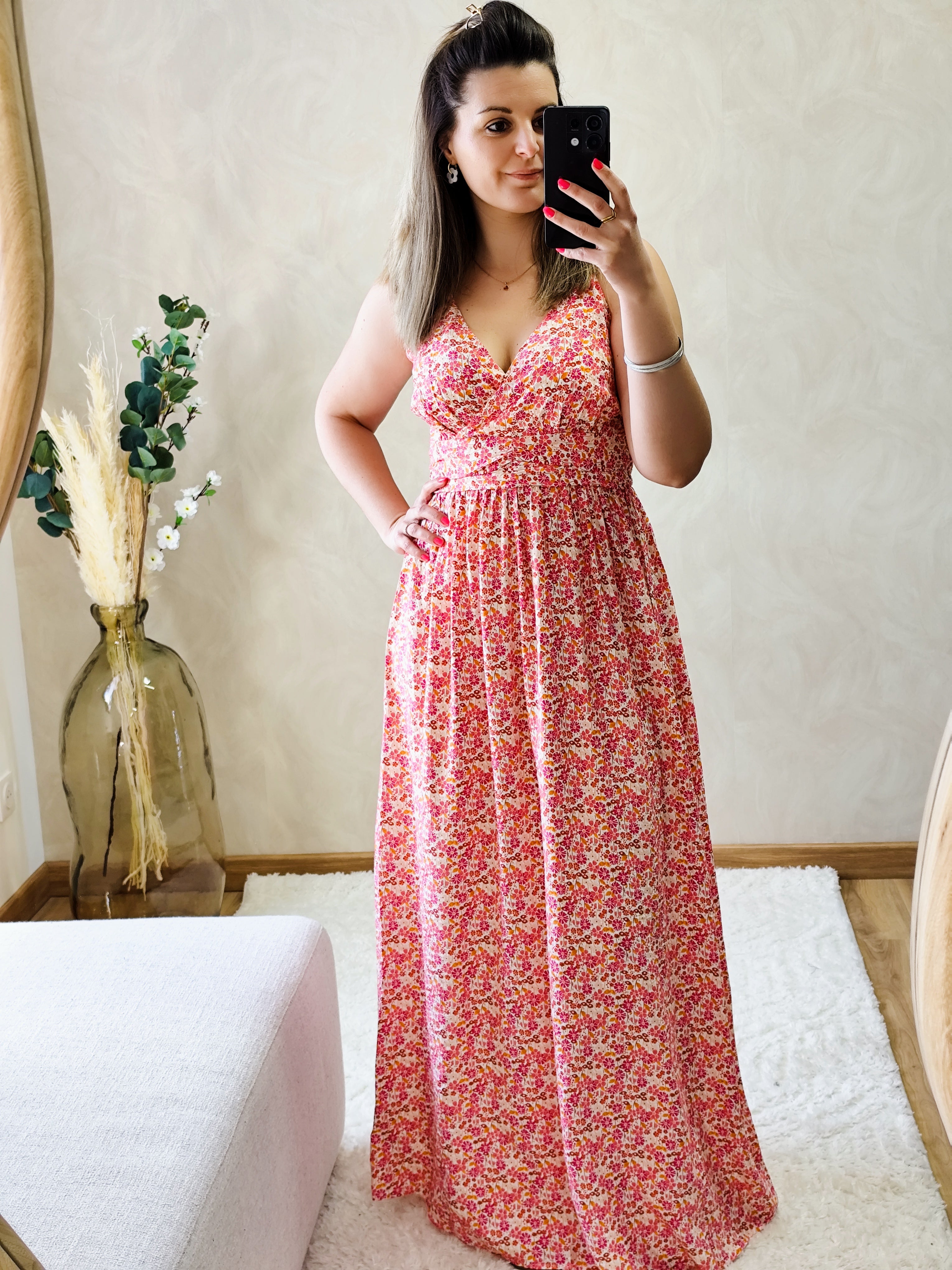 Robe longue fleurie à fines bretelles