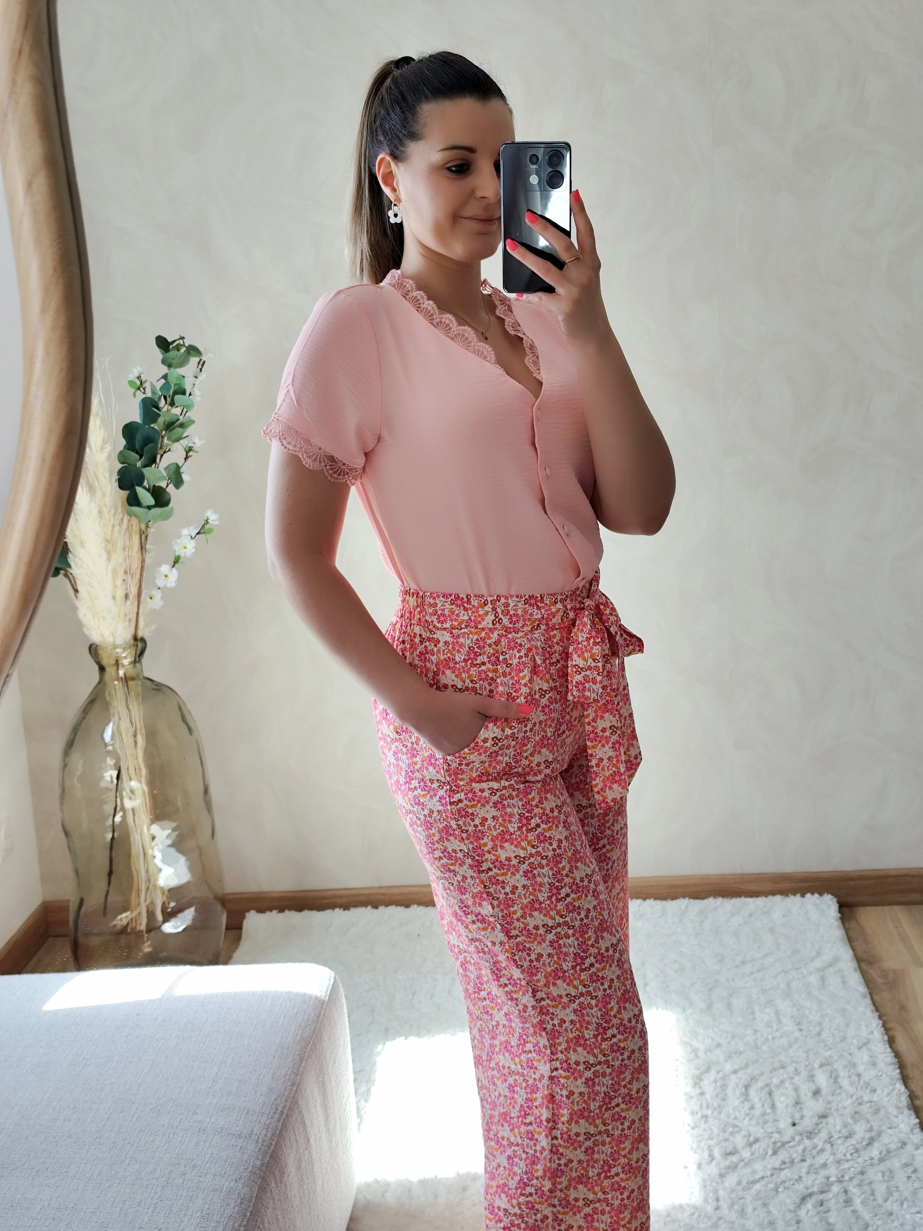 Pantalon fleuri rose