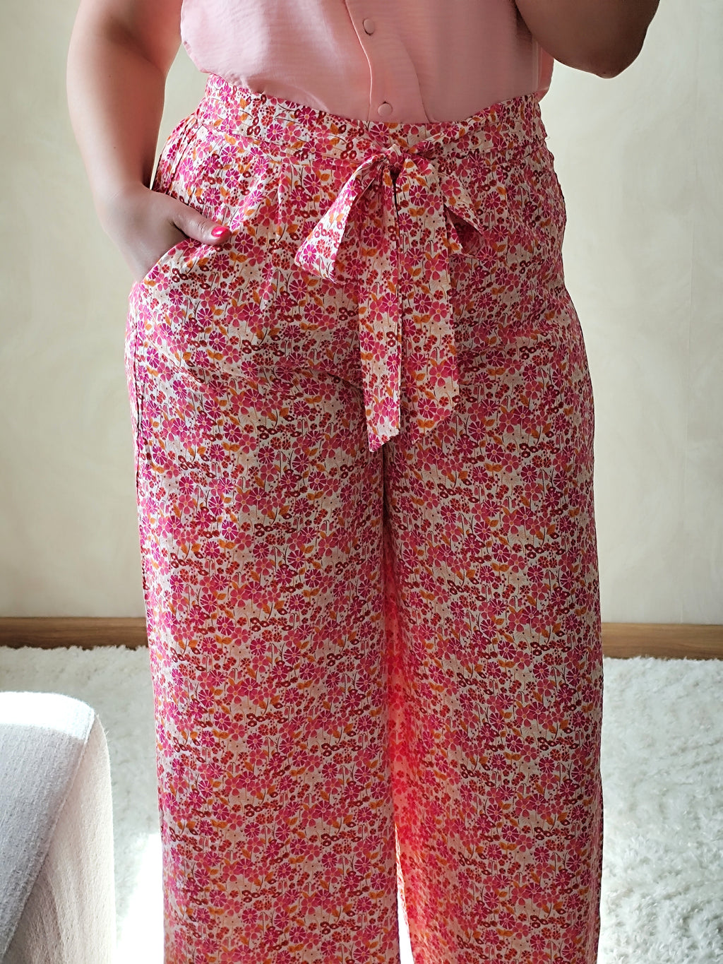 Pantalon fleuri rose