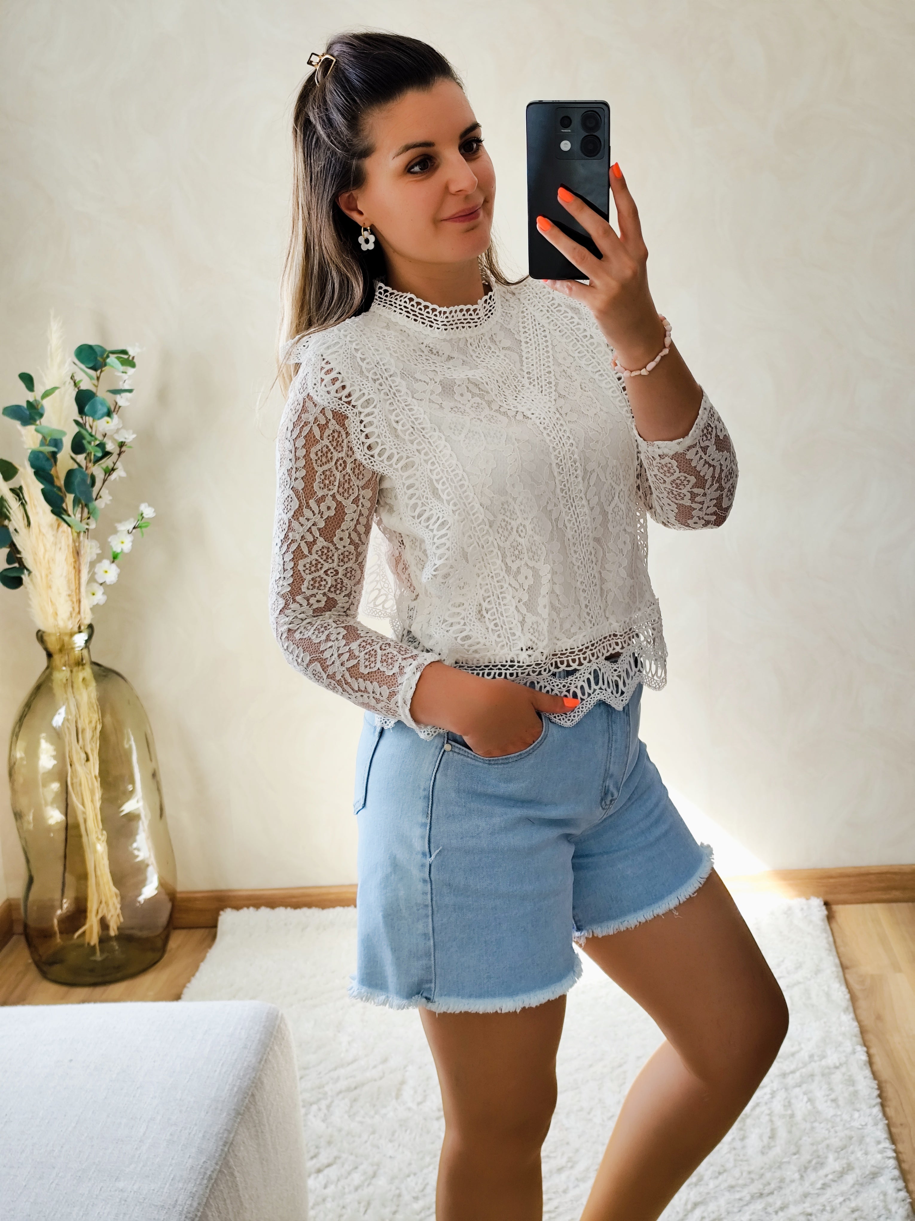 Top Camille manches longues blanc en dentelle
